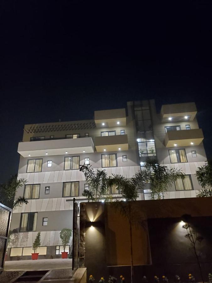 Hotel The Golf 1 Lucknow Eksteriør bilde
