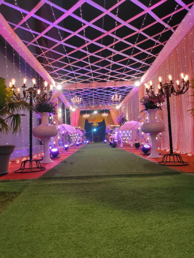 Hotel The Golf 1 Lucknow Eksteriør bilde